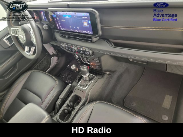 Used 2024 Jeep Wrangler Unlimited Sahara w/ Technology Group AWD/4WD image 19