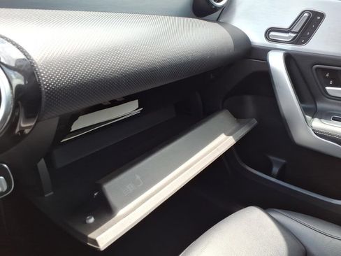 Used 2019 Mercedes-Benz A 220 image 39