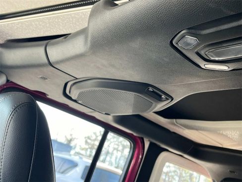 Used 2021 Jeep Wrangler Unlimited Sahara image 41