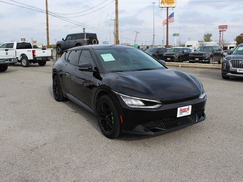 Used 2022 Kia EV6 Wind image 3