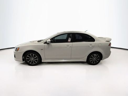 Used 2017 Mitsubishi Lancer ES FWD image 4