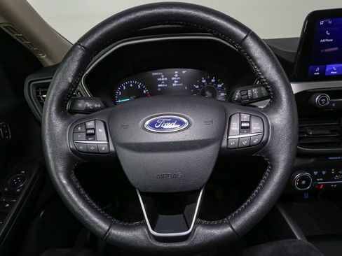 Used 2020 Ford Escape SEL image 31