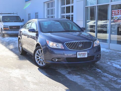 Used 2013 Buick LaCrosse Premium w/ Entertainment Package image 37