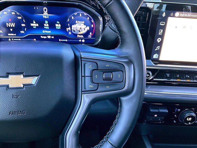 Used 2025 Chevrolet Silverado 2500 High Country w/ High Country Premium Package AWD/4WD image 19