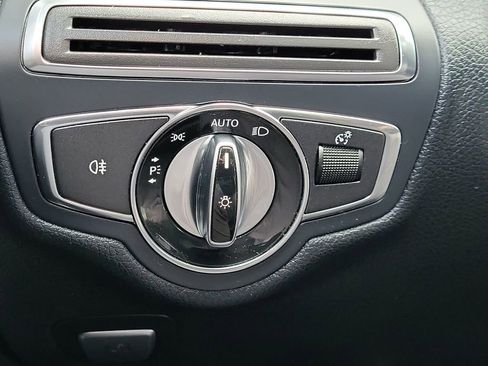 Used 2015 Mercedes-Benz C 300 4MATIC Sedan image 24
