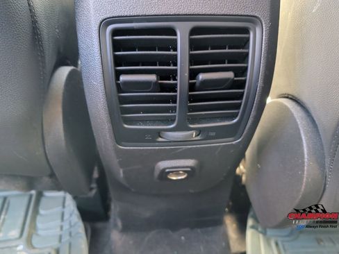 Used 2019 Ford Escape SE image 26