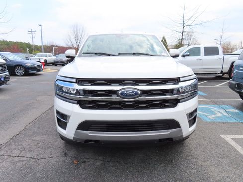 Used 2023 Ford Expedition Max Limited image 2