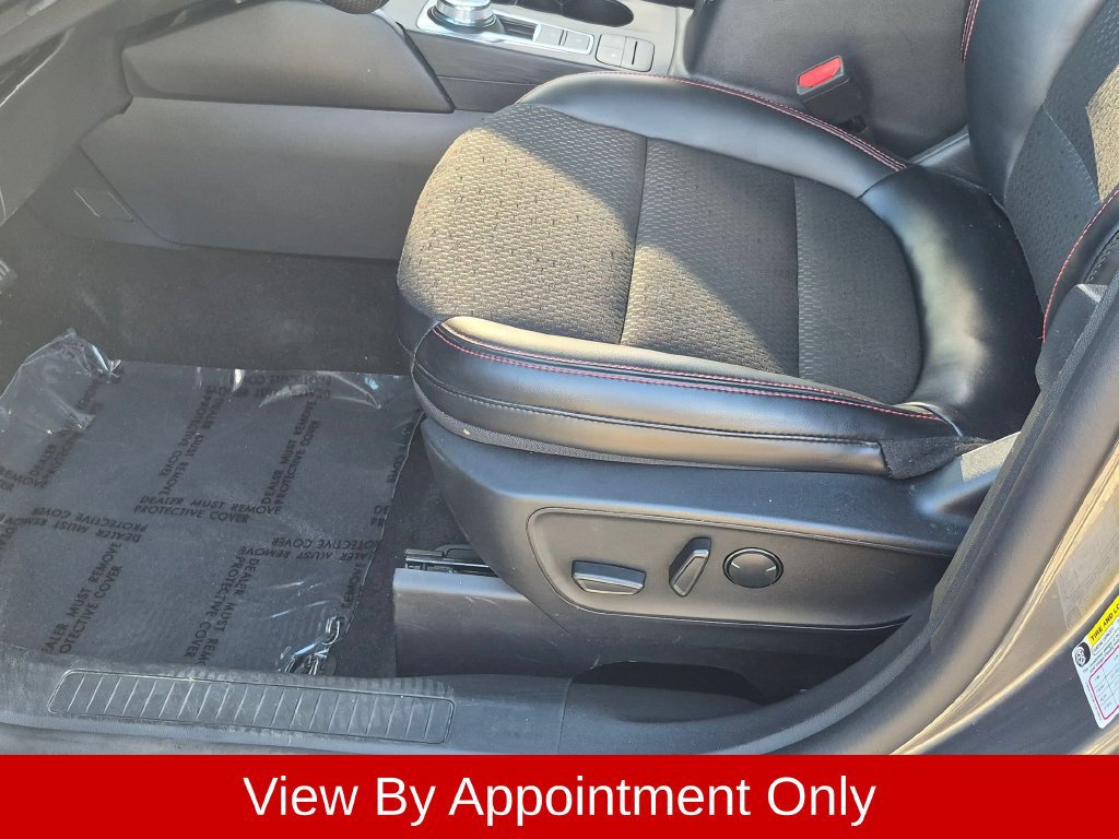 Used 2025 Ford Escape ST-Line AWD/4WD image 22