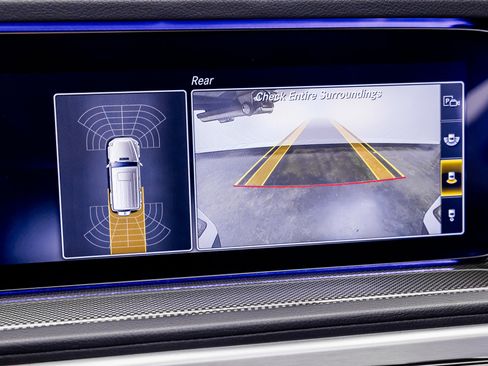 Used 2024 BMW X6 M Competition image 60