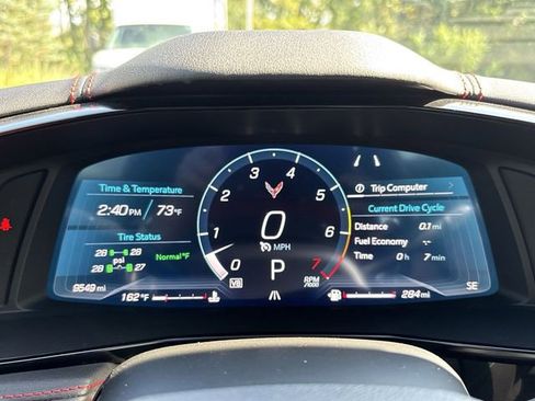 Used 2024 Chevrolet Corvette Stingray Convertible w/ Z51 Performance Package image 11