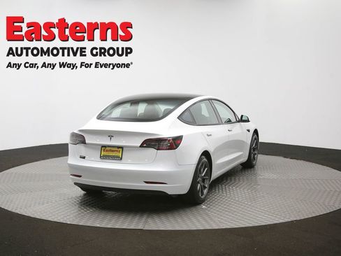 Used 2023 Tesla Model 3 Standard Range image 34