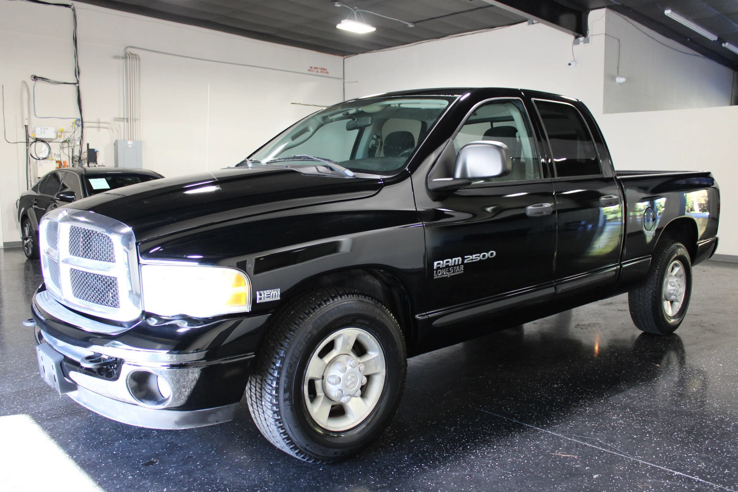 Used 2005 Dodge Ram 2500 Truck SLT RWD image 6