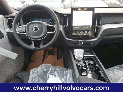 New 2026 Volvo XC60 T8 Ultra w/ Protection Package Premier image 8