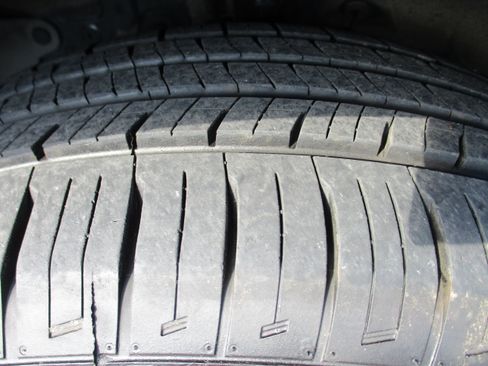 Certified 2024 Honda CR-V EX image 10