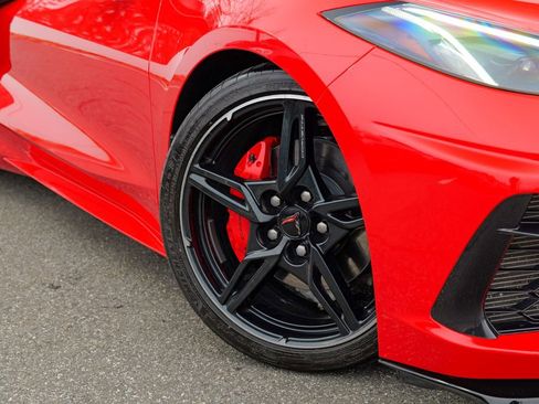 Used 2022 Chevrolet Corvette Stingray Convertible w/ 1LT image 13