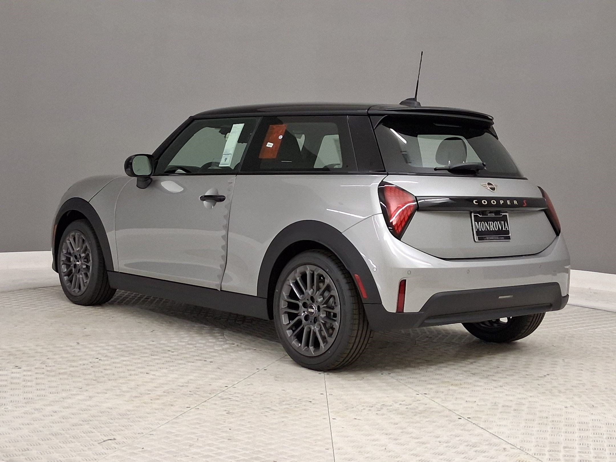 New 2026 MINI Cooper S FWD image 3