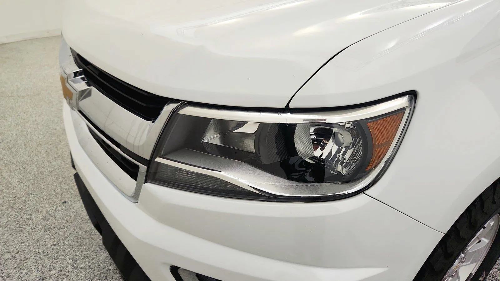 Used 2020 Chevrolet Colorado W/T w/ WT Convenience Package RWD image 14