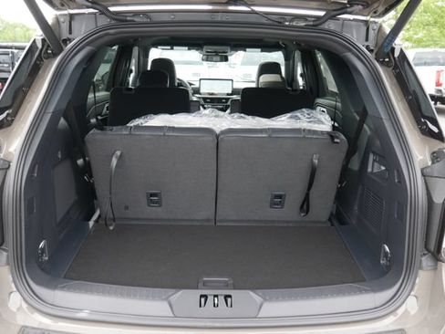 New 2026 Ford Explorer ST-Line w/ ST-Line Street Pack AWD/4WD image 12