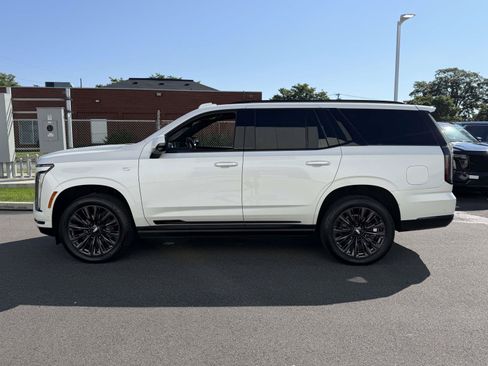 Used 2025 Cadillac Escalade Sport w/ LPO, ONYX Package AWD/4WD image 2