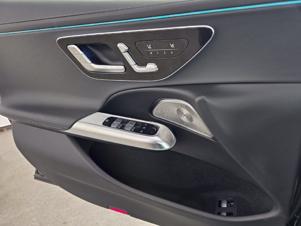 New 2027 Mercedes-Benz E 53 AMG e 4MATIC Sedan image 16