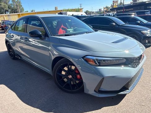 Used 2024 Honda Civic Type R image 1