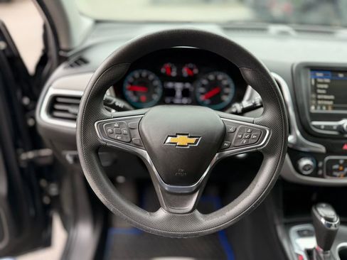 Used 2019 Chevrolet Equinox LS image 6