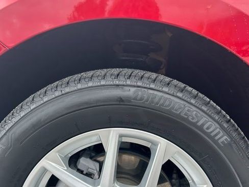 Certified 2022 Chevrolet Equinox LT image 6