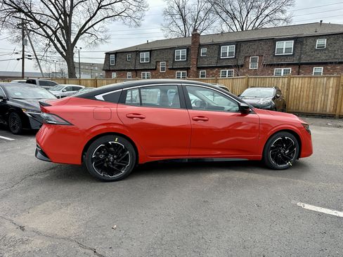New 2026 Nissan Sentra SR image 3