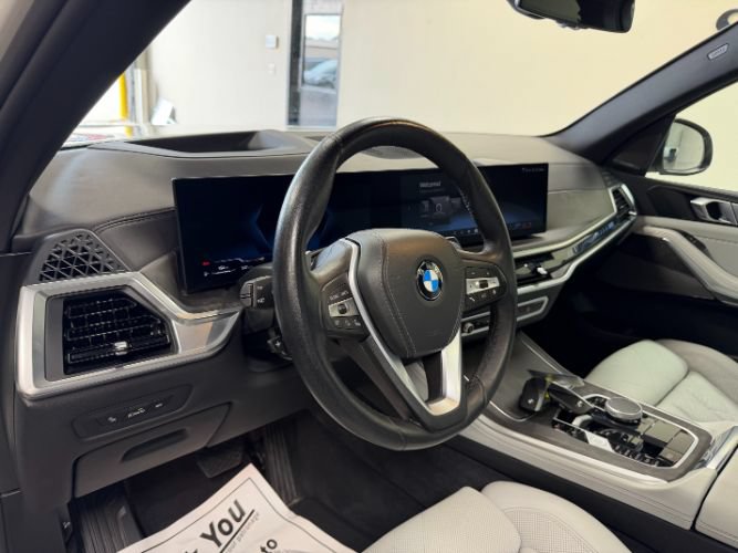 Used 2026 BMW X5 xDrive40i AWD/4WD image 14