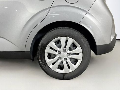 Used 2023 Kia Soul LX FWD image 27