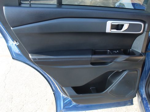 Used 2023 Ford Explorer 4WD image 17