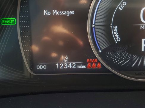 Used 2023 Lexus ES 300h w/ Premium Package image 27