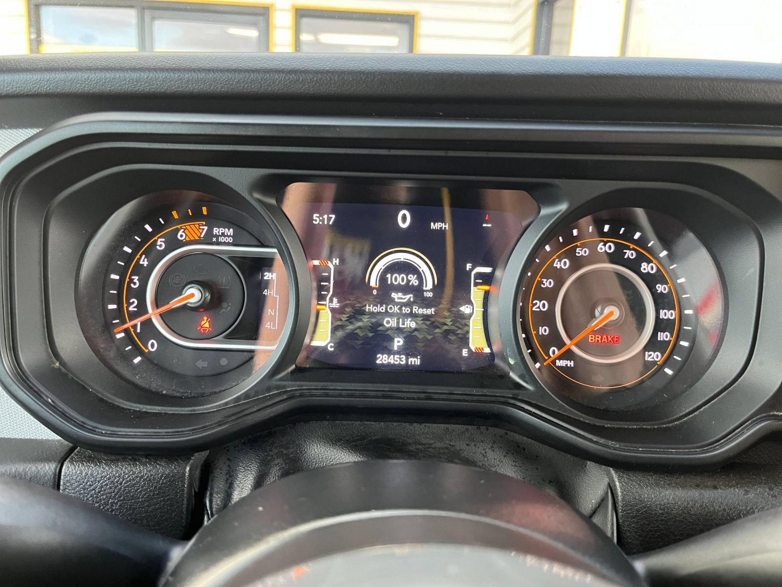 Used 2025 Jeep Wrangler Unlimited Sahara AWD/4WD image 38