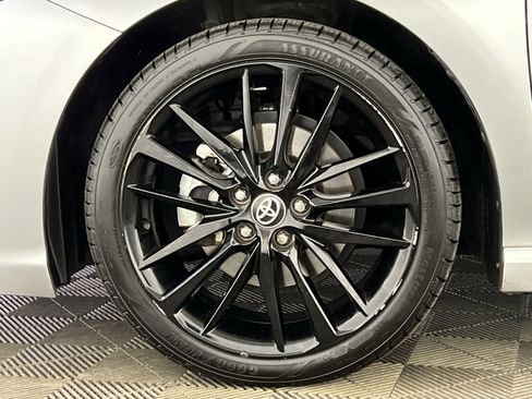 Used 2023 Toyota Camry XSE image 10