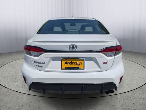 Used 2024 Toyota Corolla SE w/ SE Premium Package FWD image 4