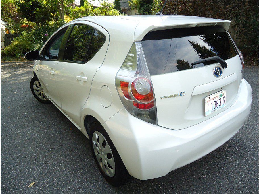 Used 2014 Toyota Prius C Two FWD image 8