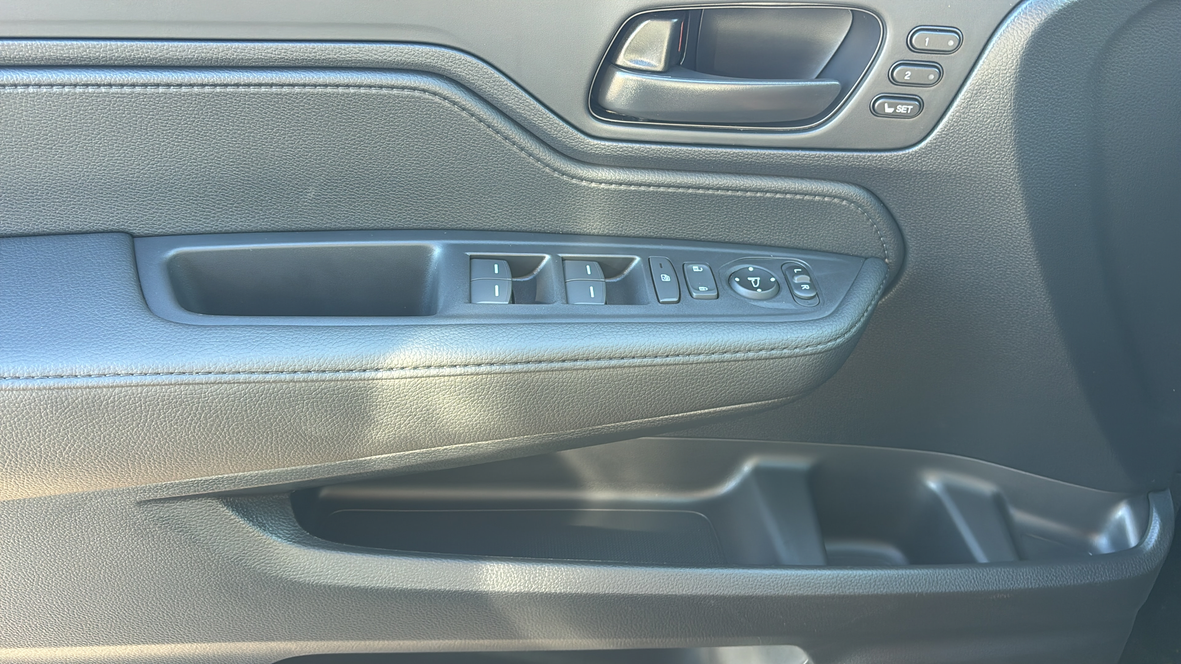 New 2027 Honda Odyssey Sport-L image 18