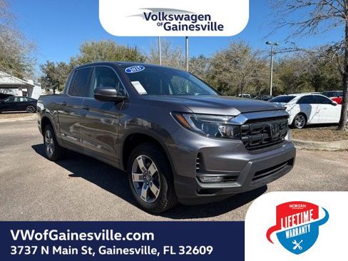 Used 2025 Honda Ridgeline RTL image 3