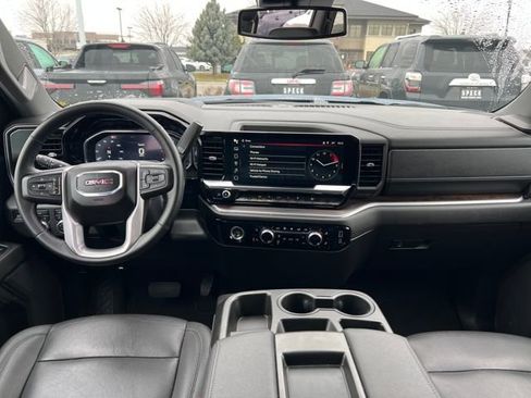 Certified 2024 GMC Sierra 1500 SLT image 8