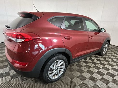 Used 2018 Hyundai Tucson SE FWD image 3