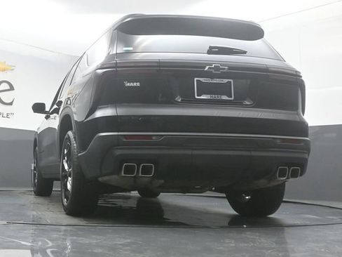 Used 2024 Chevrolet Traverse LS w/ Midnight/Sport Edition image 55