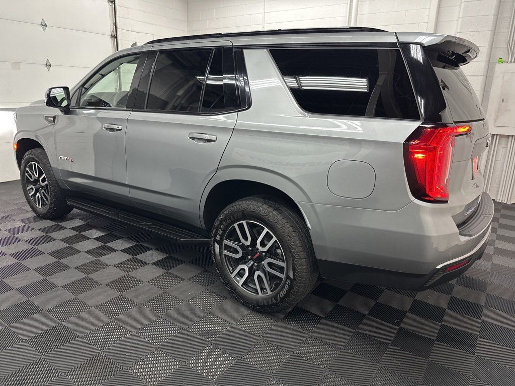 Used 2024 GMC Yukon AT4 w/ Technology Package AWD/4WD image 7