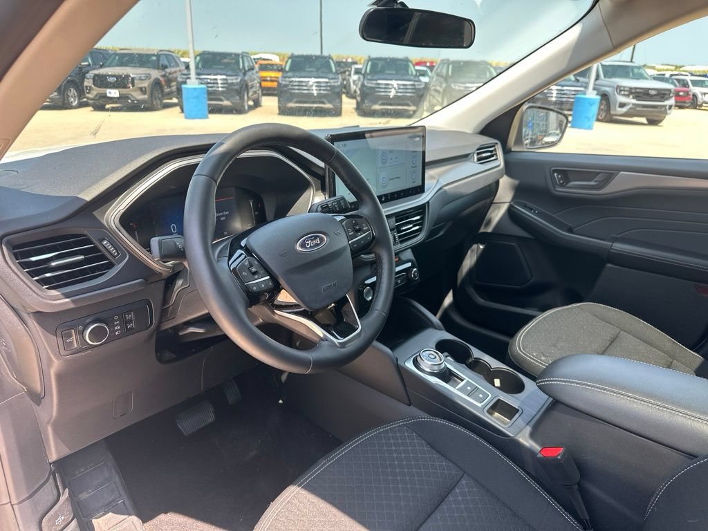 Used 2024 Ford Escape Active w/ Tech Pack #1 AWD/4WD image 12