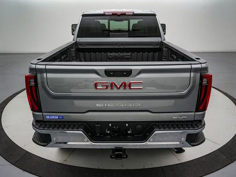 Used 2025 GMC Sierra 2500 SLT w/ SLT Premium Package image 5