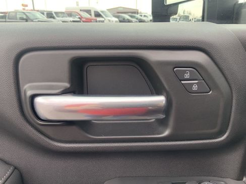 Used 2026 GMC Sierra 3500 SLE w/ SLE Convenience Package image 24