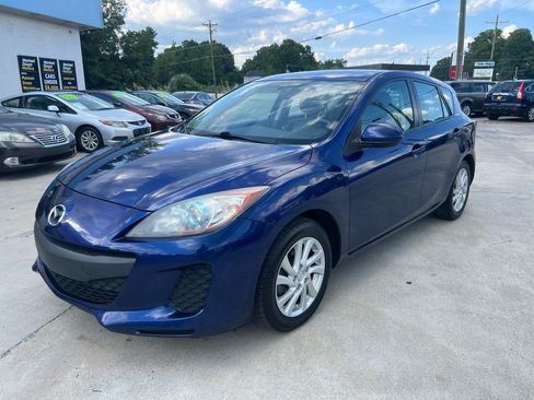 Used 2012 MAZDA MAZDA3 i Touring FWD image 2