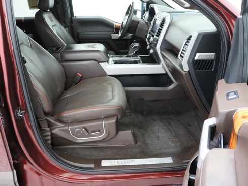 Used 2015 Ford F150 King Ranch w/ Equipment Group 601A Luxury AWD/4WD image 40