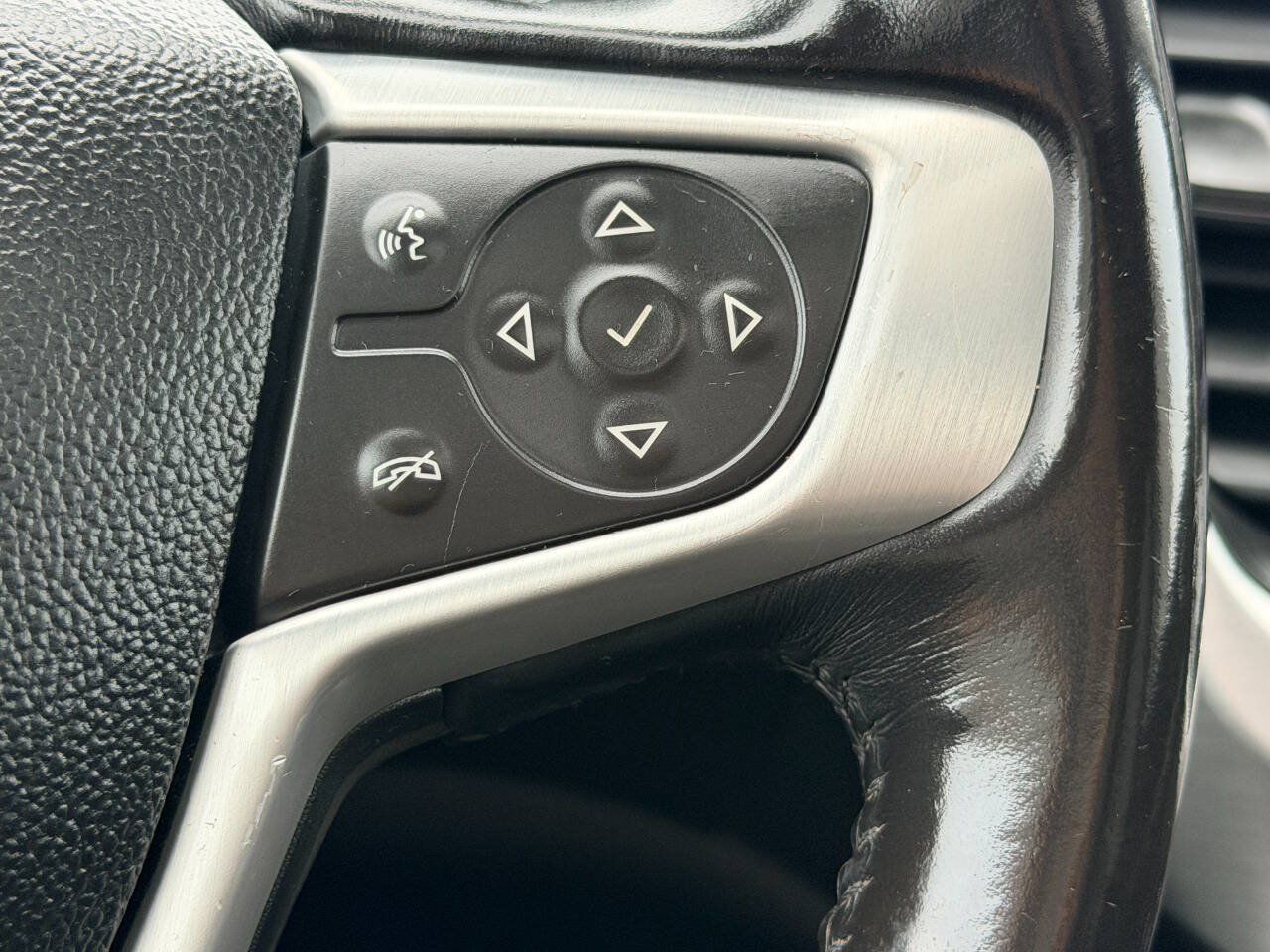 Used 2018 GMC Acadia SLT AWD/4WD image 36