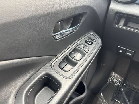 Used 2025 Nissan Versa SV FWD image 18