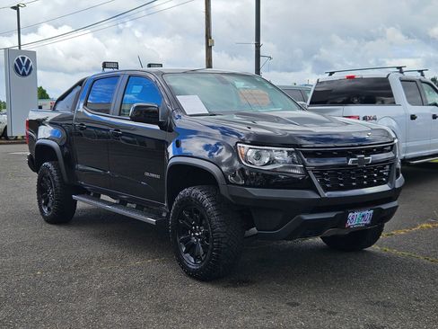 Used 2019 Chevrolet Colorado ZR2 w/ ZR2 Midnight Special Edition AWD/4WD image 7